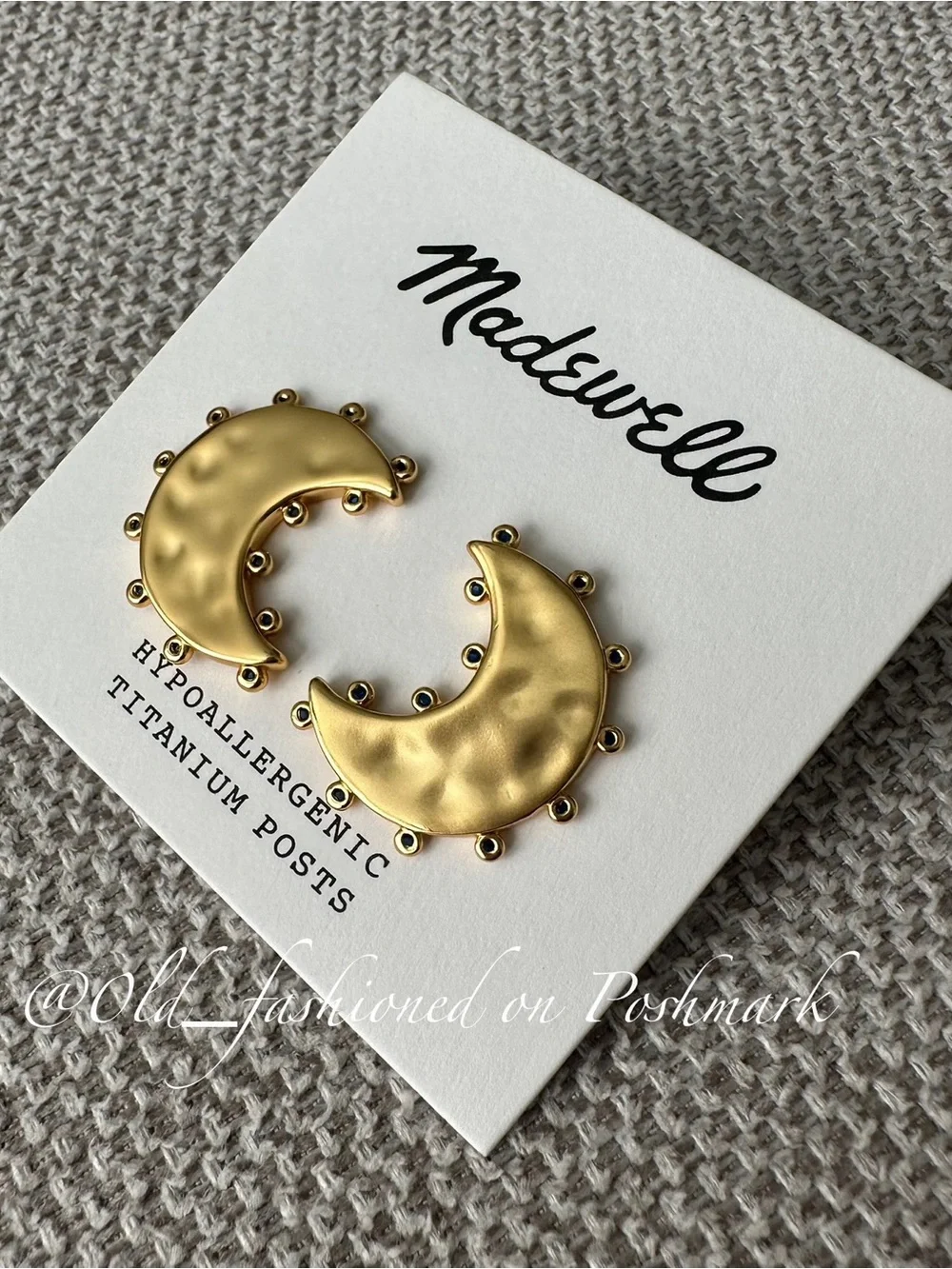 MADEWELL Celestial Crescent Moon Stud Earrings